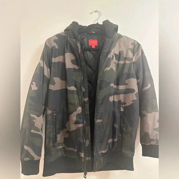 2 for 15 GUESS JACKET - Picture 4 of 9